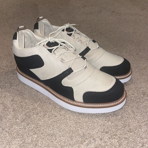 Marcus Alexander Men's Black and Cream Sneakers - Picture 1 of 8